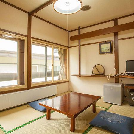 Hotel Mutsumi Shiga Kogen Buitenkant foto